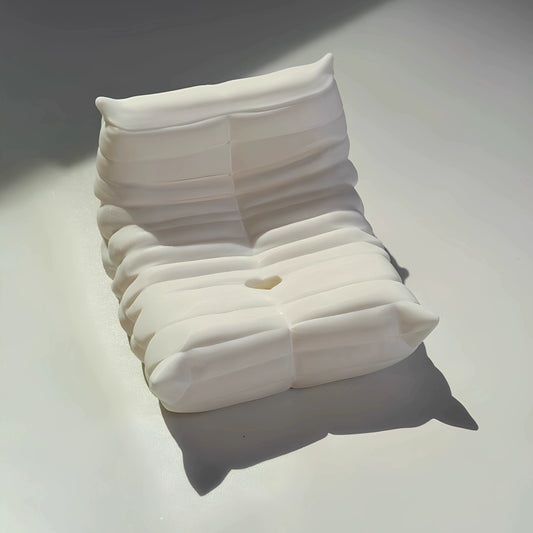 THE EON Sofa Phone Charging Stand