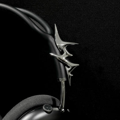 THE EON Small Silver Thorns