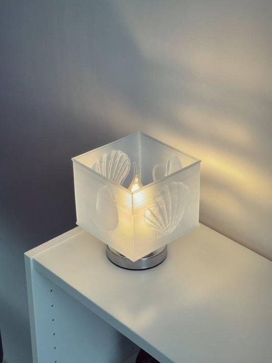 ingo Shell table lamp