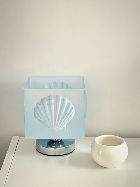 ingo Shell table lamp