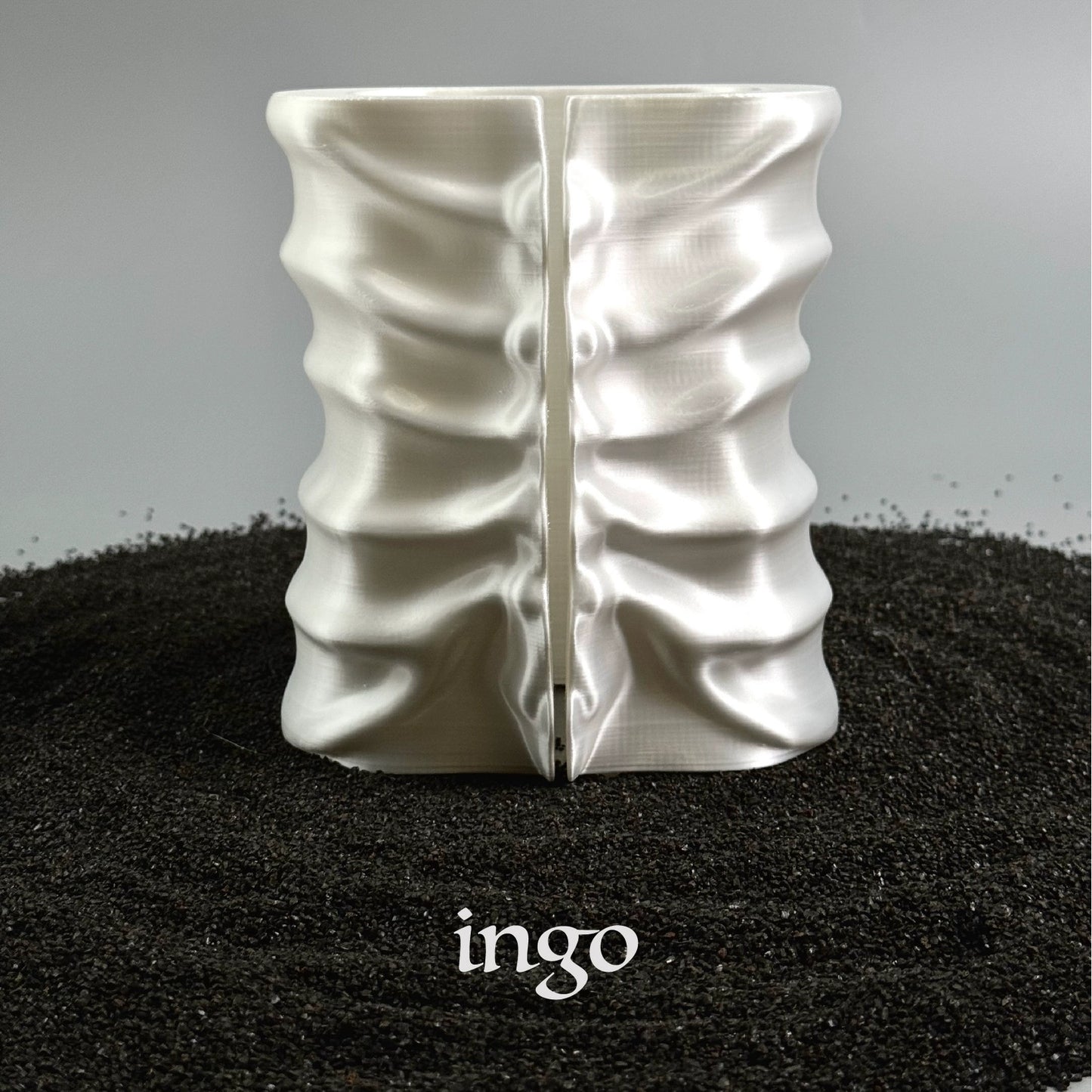 ingo Spine-shaped Tissue Box